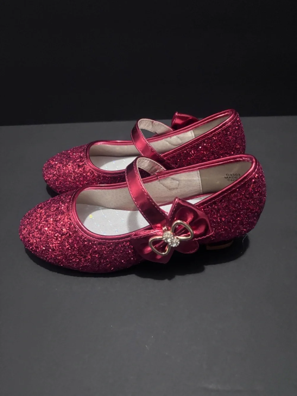NWOT Girls Size 1 Red Glitter Mary Jane Heels with Bow Accent - Picture 4 of 6